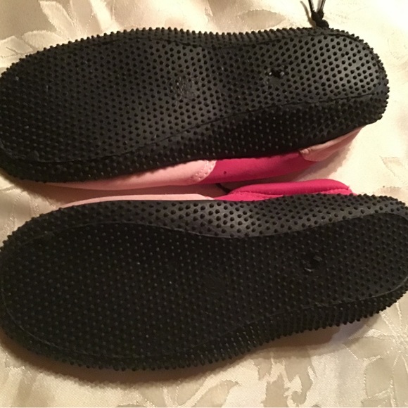 High point Water Pink Shoes In Size 4 - Picture 6 of 7